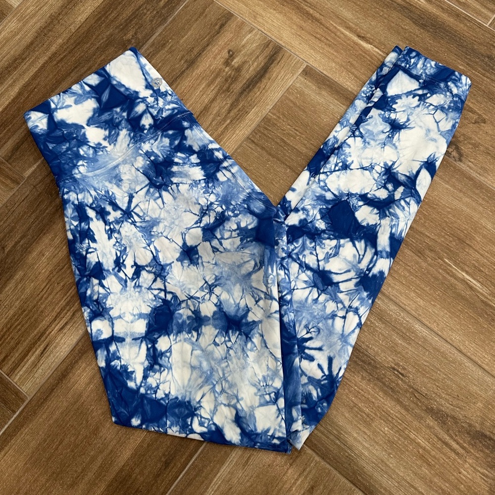 Lululemon Wunder Under Pant (Hi-Rise) Shibori Varsity Blue White TieDye Leggings